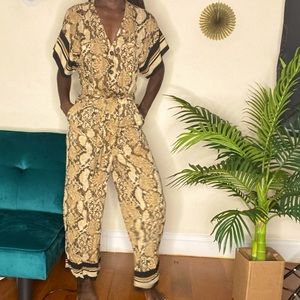 H&M Snake skin print jumpsuit size 0
